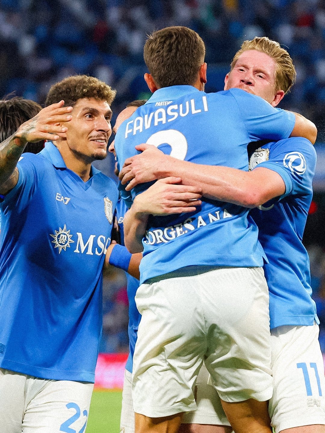 Favasuli spacca, Lobotka decide. Ecco le pagelle di Napoli-Bologna